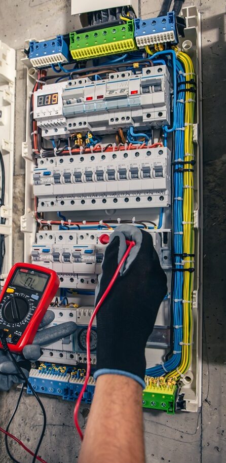 ΗΛΕΚΤΡΟΛΟΓΟΣ